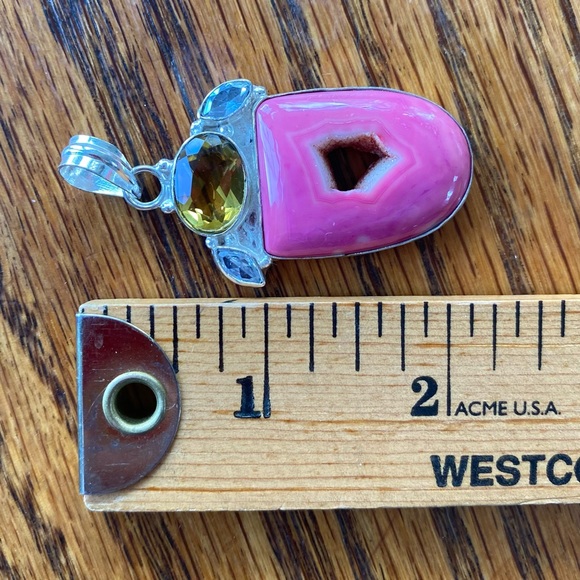 Beautiful hand crafted Pink Druzy, faceted Citrine and Amethyst pendant. - Picture 3 of 9
